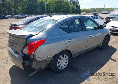 2013 Nissan Versa S/S Plus/Sv/Sl z USA, uszkodzony, nr VIN 3N1CN7AP3DL884045